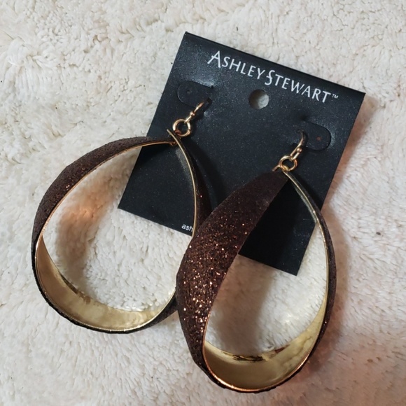 💕CUTE ASHLEY STEWART EARRINGS💕 - Picture 1 of 3